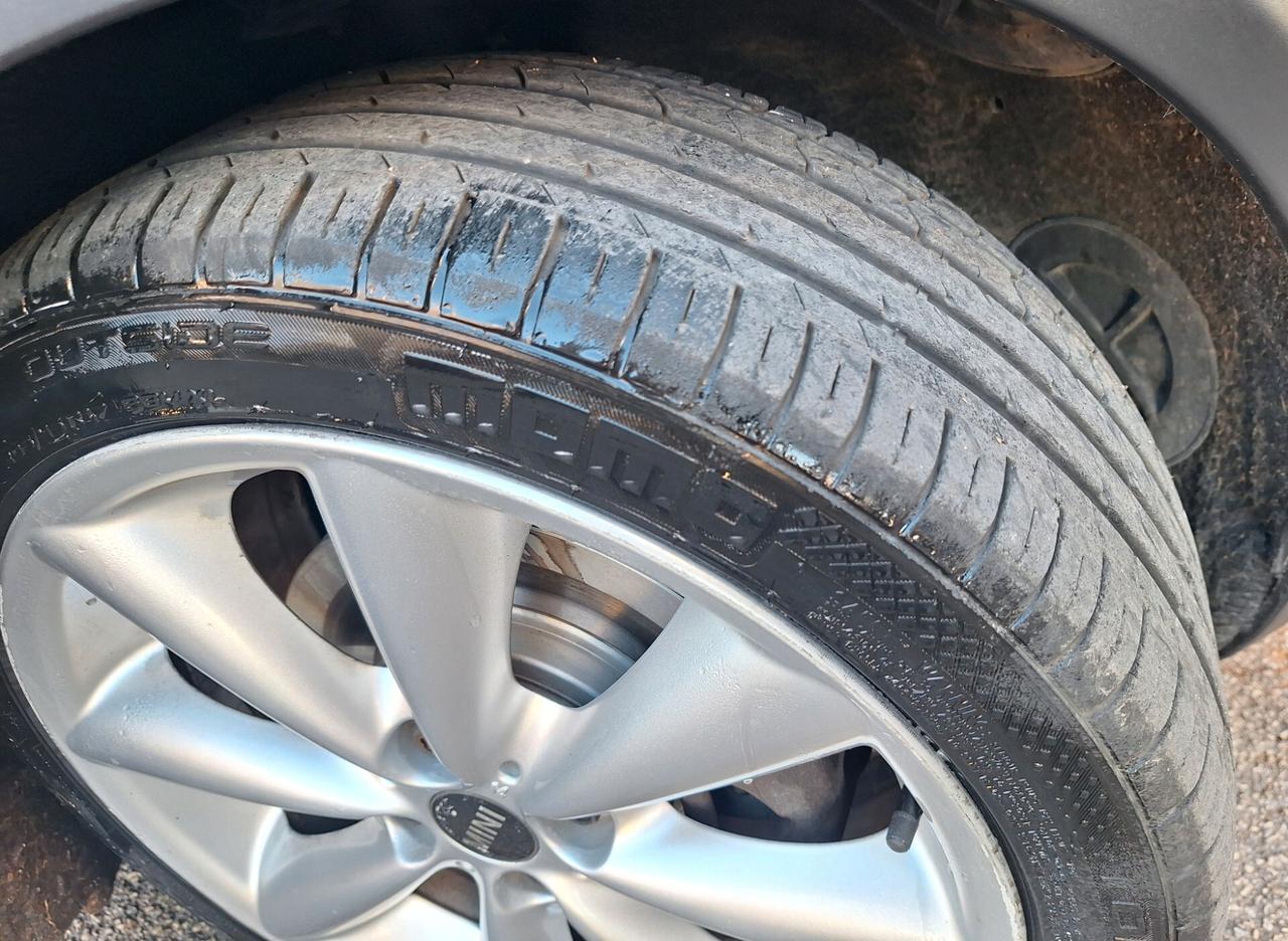 Mini 1.6 16V Cooper D