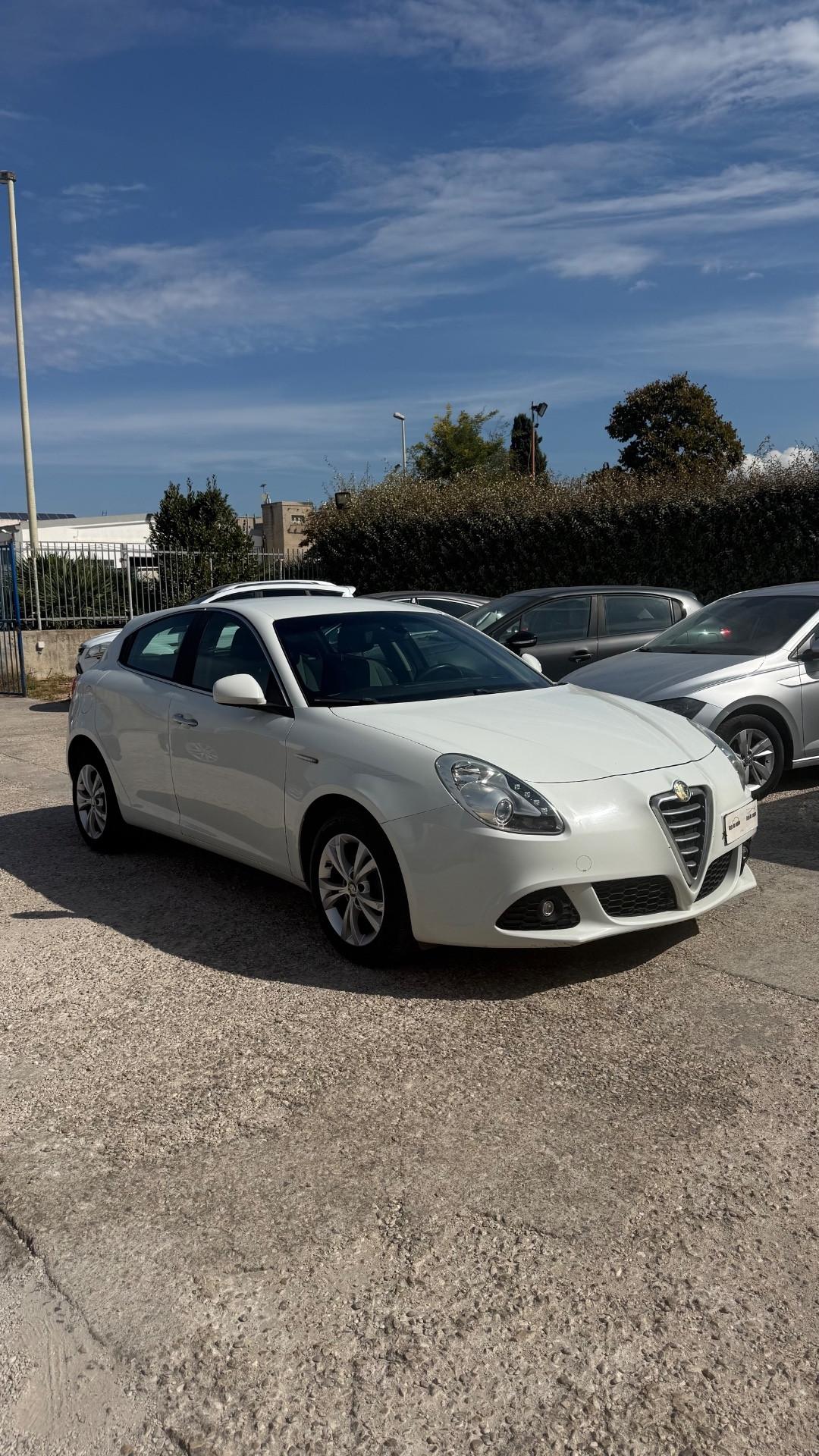 Alfa Romeo Giulietta 1.6 JTDm-2 105 CV Exclusive