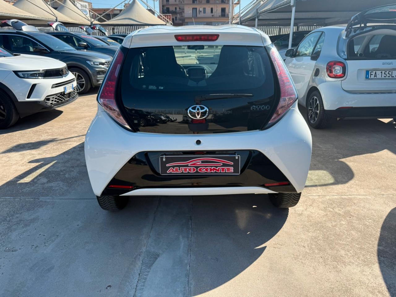 Toyota Aygo 1.0 VVT-i 69 CV 5 porte x-cool