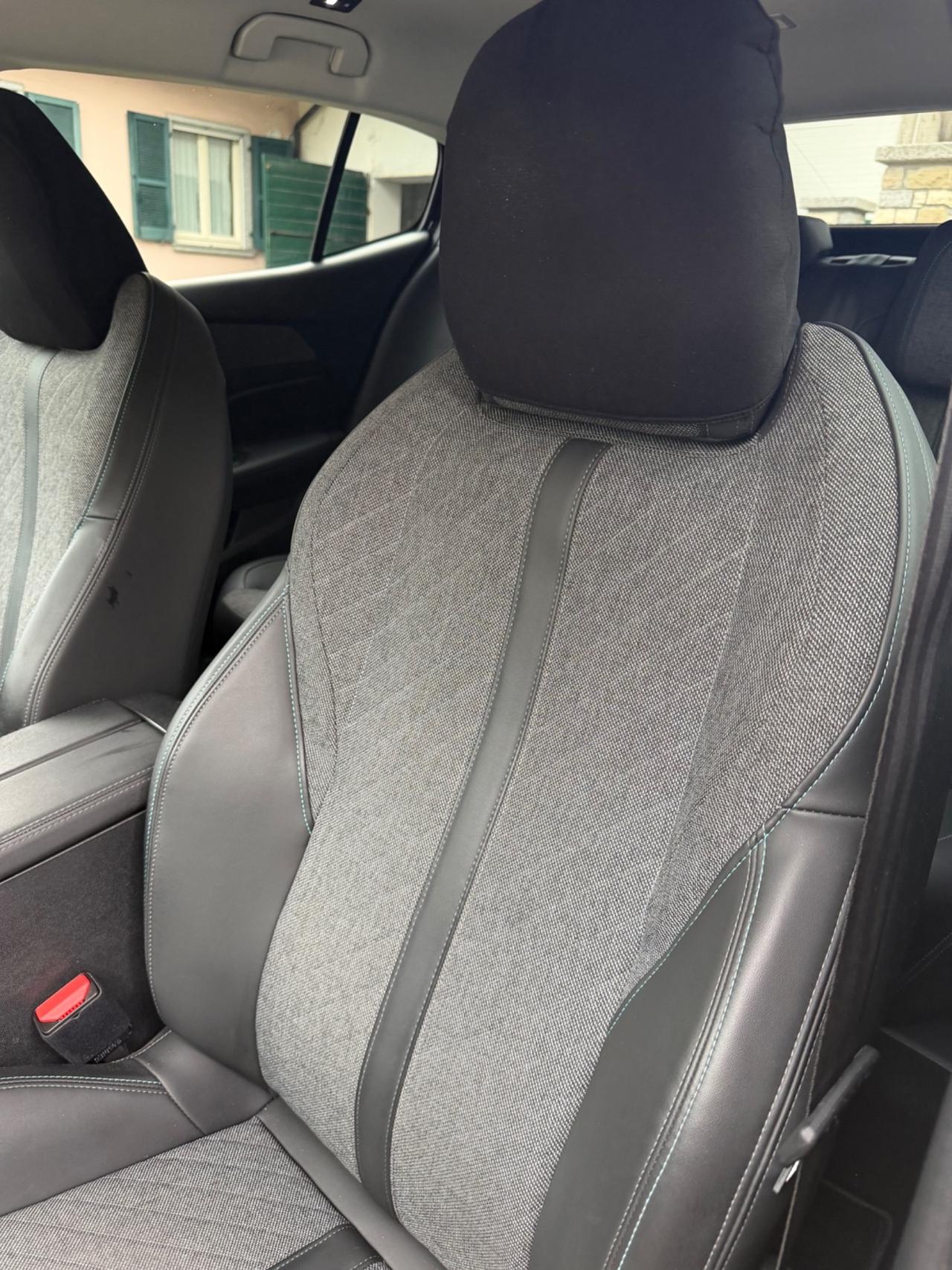 Peugeot 408 ALLURE FULLOPT EU6B KMCERT 360CAM