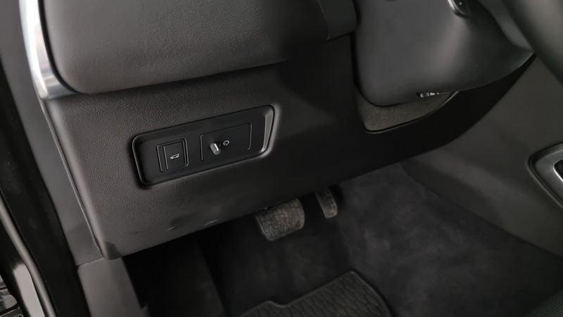 Jaguar F-Pace 2.0 D 163 CV AWD aut. R-Dynamic S