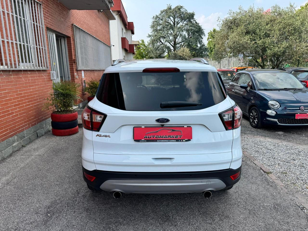 Ford Kuga 1.5 TDCI 120 CV S&S 2WD Titanium