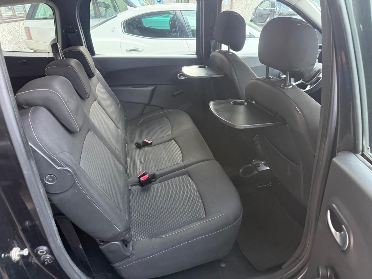 Dacia Lodgy 1.6 100CV Start&Stop GPL 7 posti Prestige