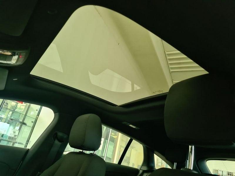 Mercedes-Benz CLA 180 d Automatic Business