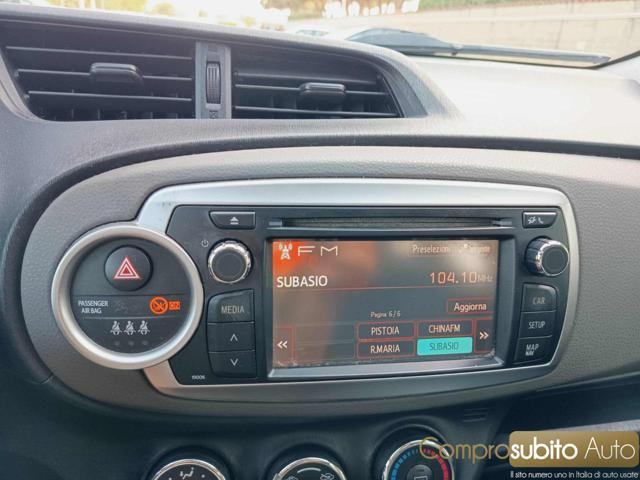 TOYOTA Yaris 1.0 5 porte