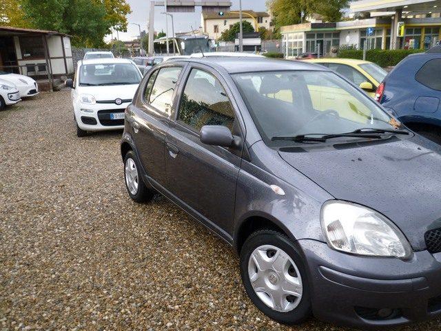 TOYOTA Yaris 1.0i 16V cat 5 porte Expo