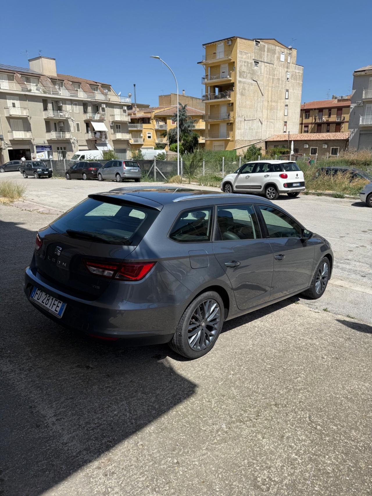 Seat Leon 1.6 TDI 110 CV DSG ST Start/Stop Style
