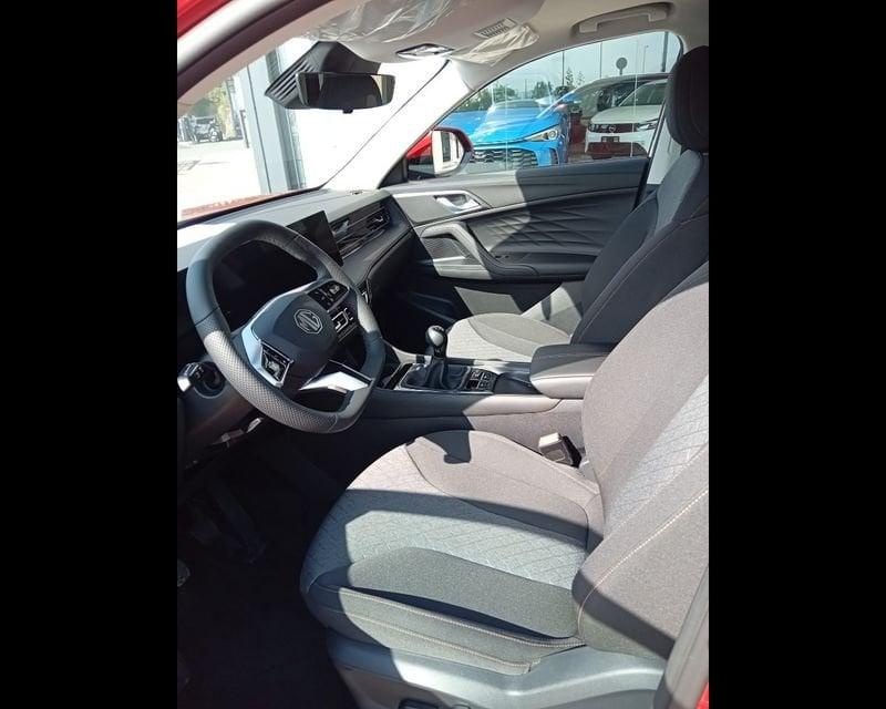 MG HS NEW NEW HA 1.5T MT COM