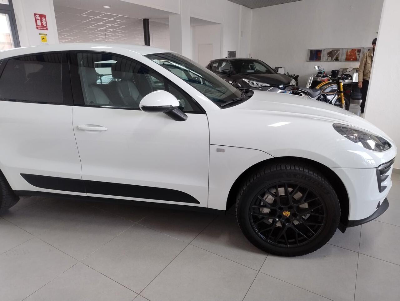 Porsche Macan 2.0
