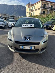 Peugeot 5008 1.6 HDi 110CV Féline