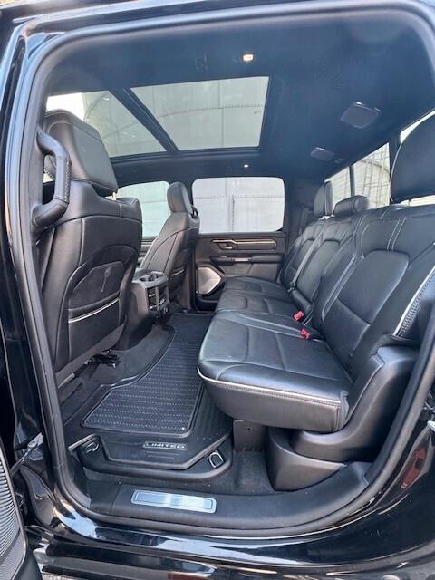 DODGE RAM 1500 LIMITED CREW CAB 4x4 E-TORQUE 5.7L V8