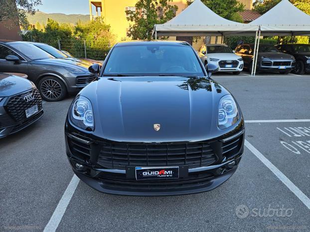 PORSCHE Macan 2.0