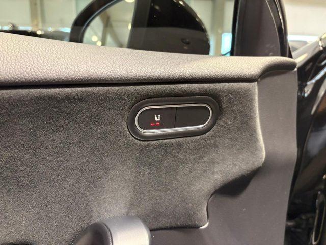 MERCEDES-BENZ A 180 d Automatic Premium NAVI - LED - TETTO - 19