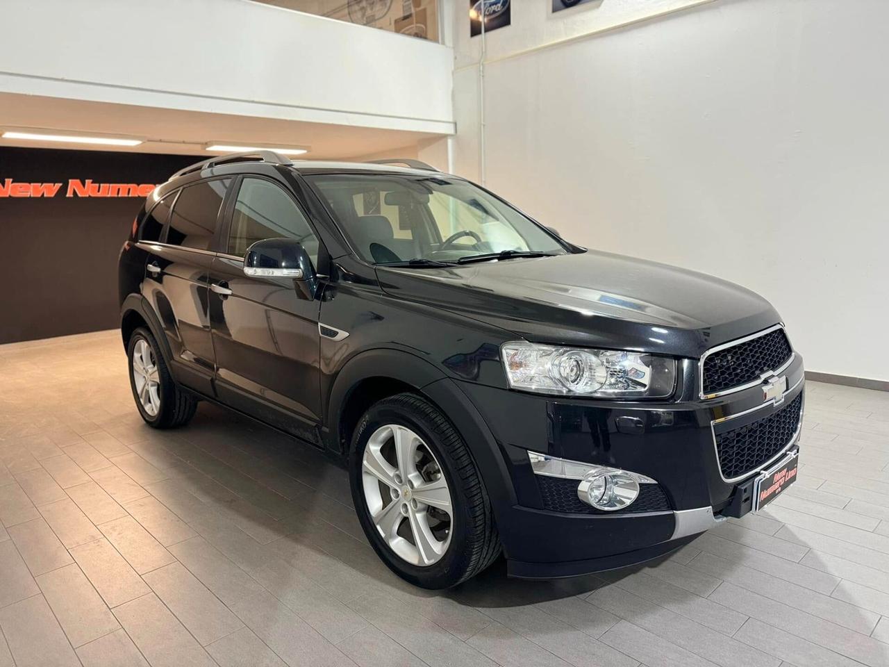 Chevrolet Captiva Chevrolet Captiva 2.2 Vcdi 184cv 4WD 2011 7 posti