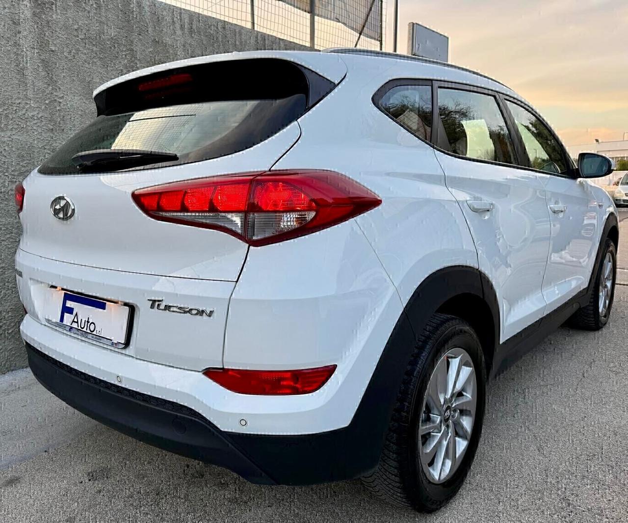 Hyundai Tucson 1.7 CRDi,Navi,Retrocamera,Led diurni,ecc.