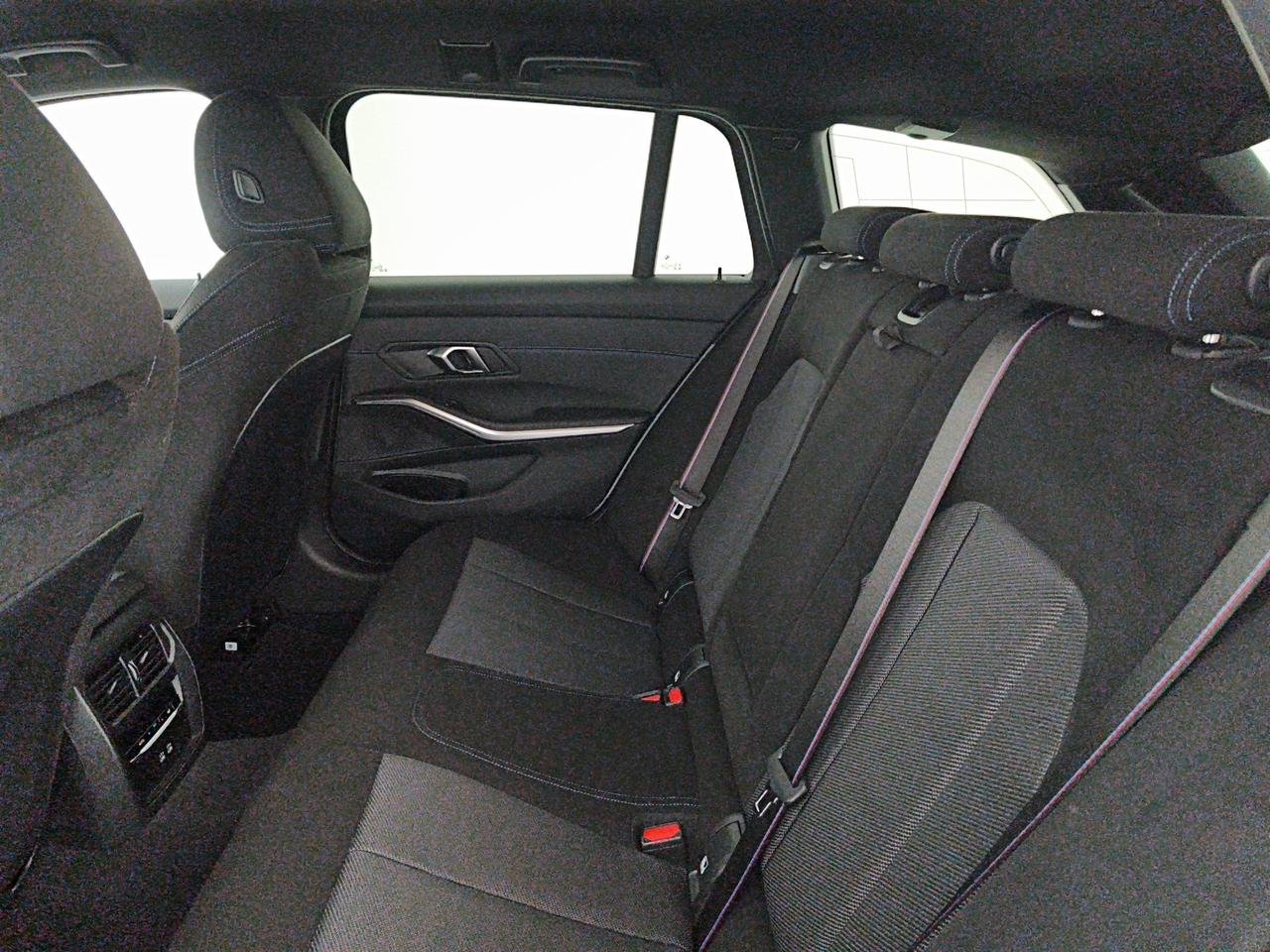 BMW Serie 3 318d Touring 48V MSport Pro