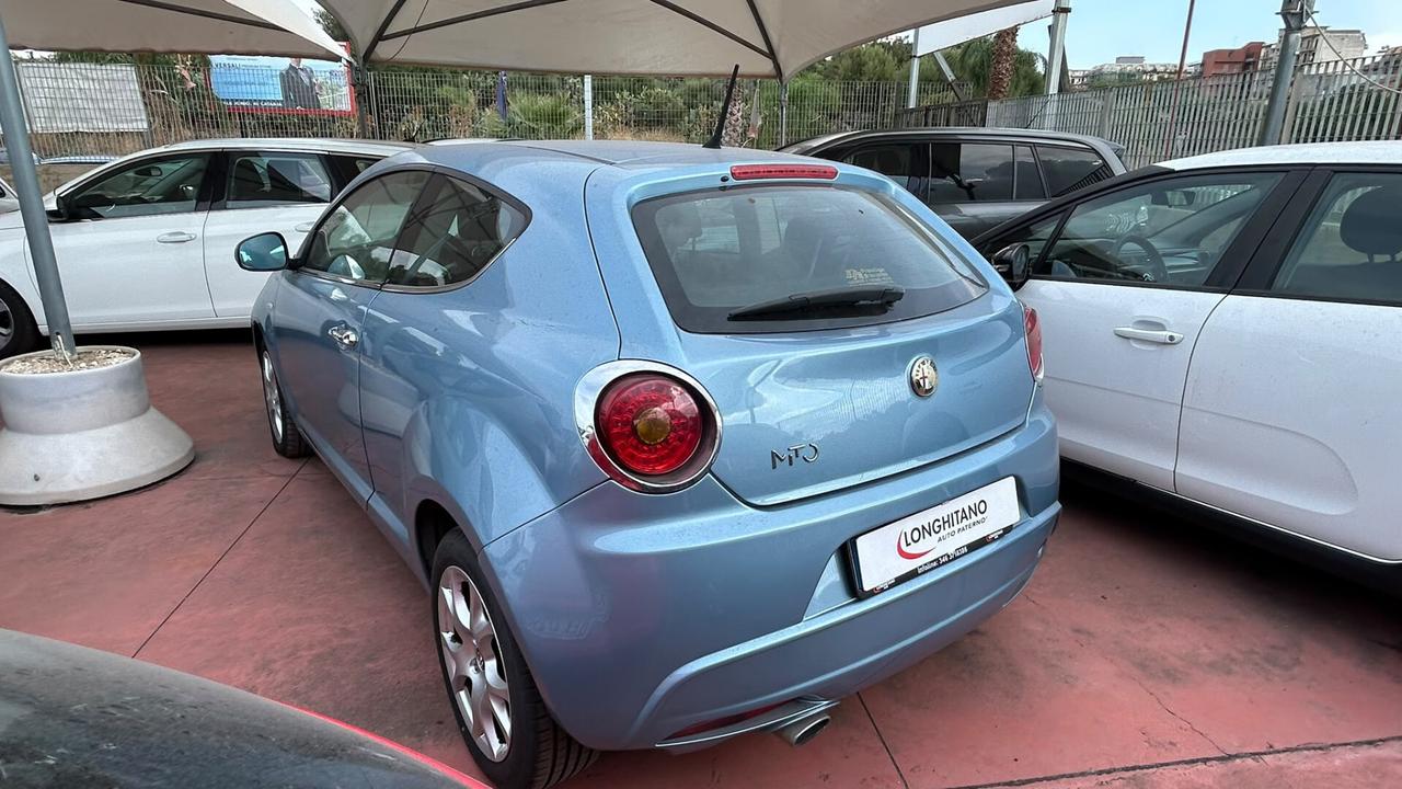 Alfa Romeo MiTo 1.6 JTDm 16V Distinctive Sport Pack