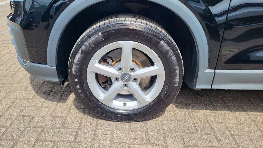 Audi Q2 40 TFSI quattro S tronic Business