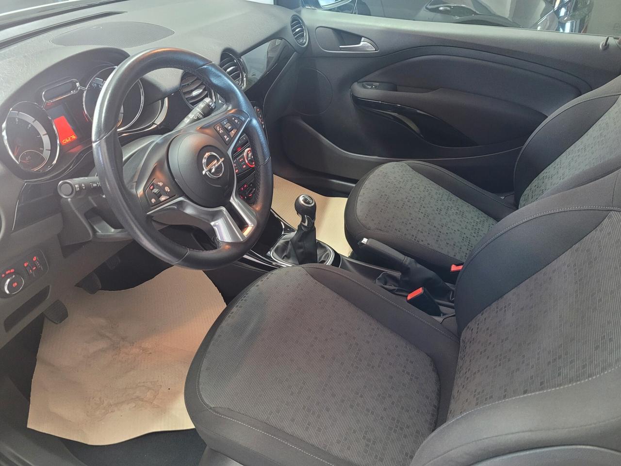 Opel Adam 1.4 87 CV GPL Tech Slam