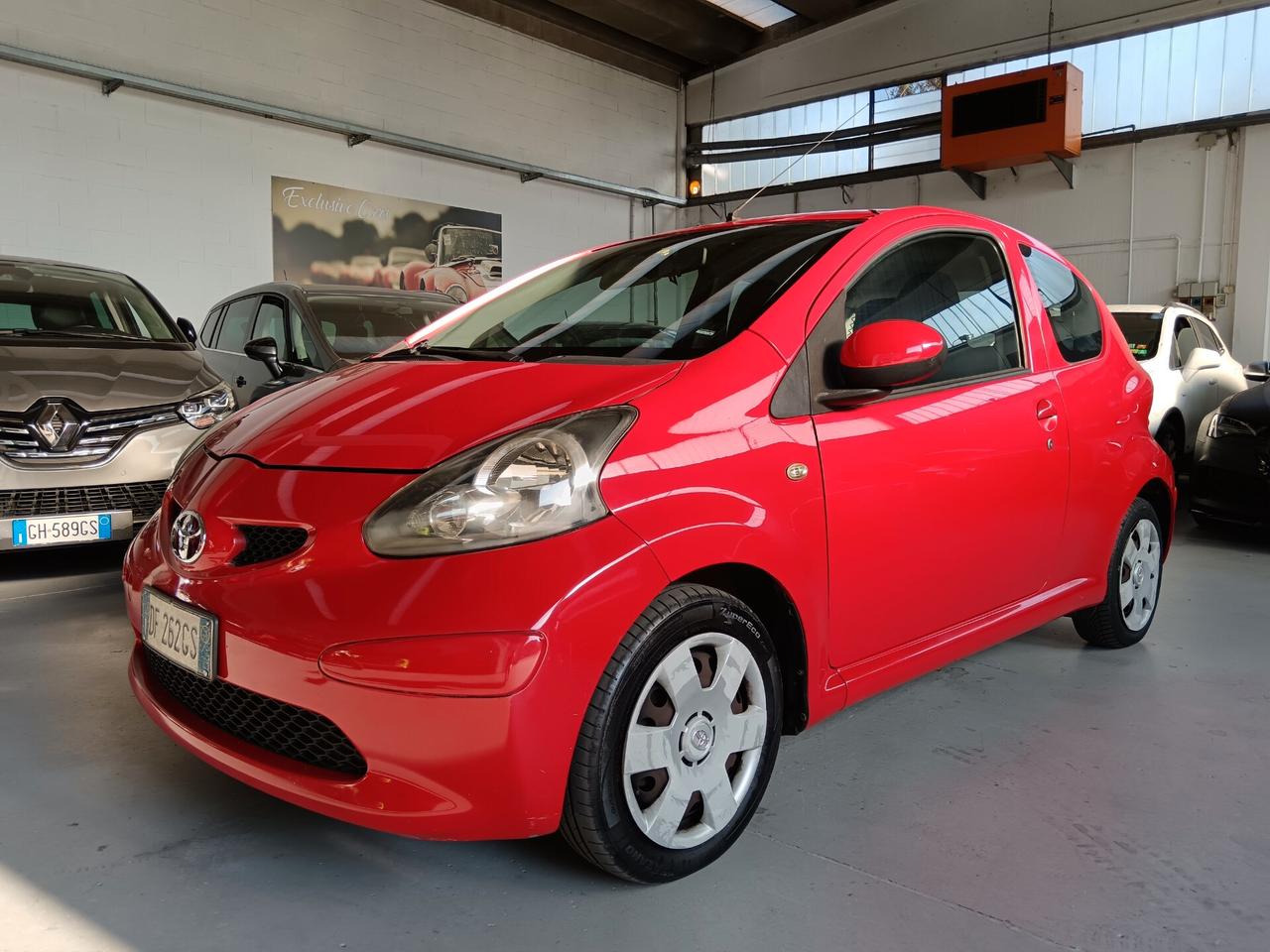 Toyota Aygo 1.0 12V VVT-i 3 porte Sol