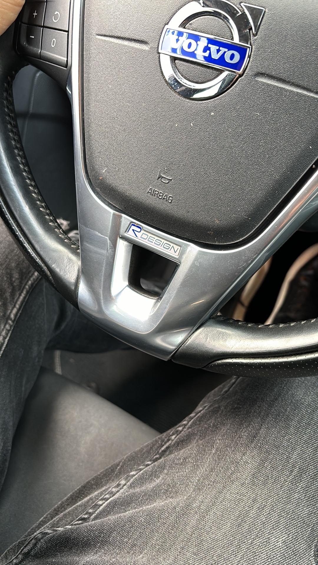 Volvo V60 D3 R-design Kinetic