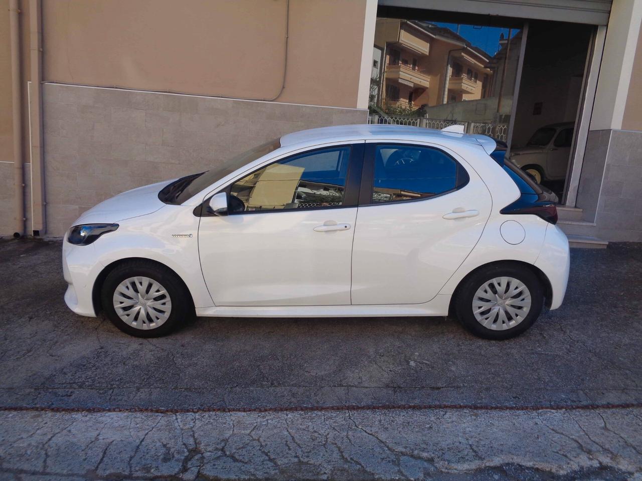 Toyota Yaris 1.5 Hybrid Trend (Finanziabile)