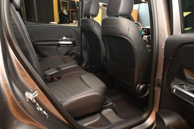 MERCEDES-BENZ GLB 200 AUTOMATIC SPORT 163CV NAVI LED 18"CAM GANCIO FULL!
