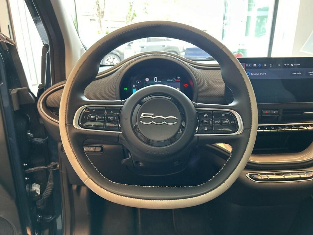 Fiat 500 La Prima