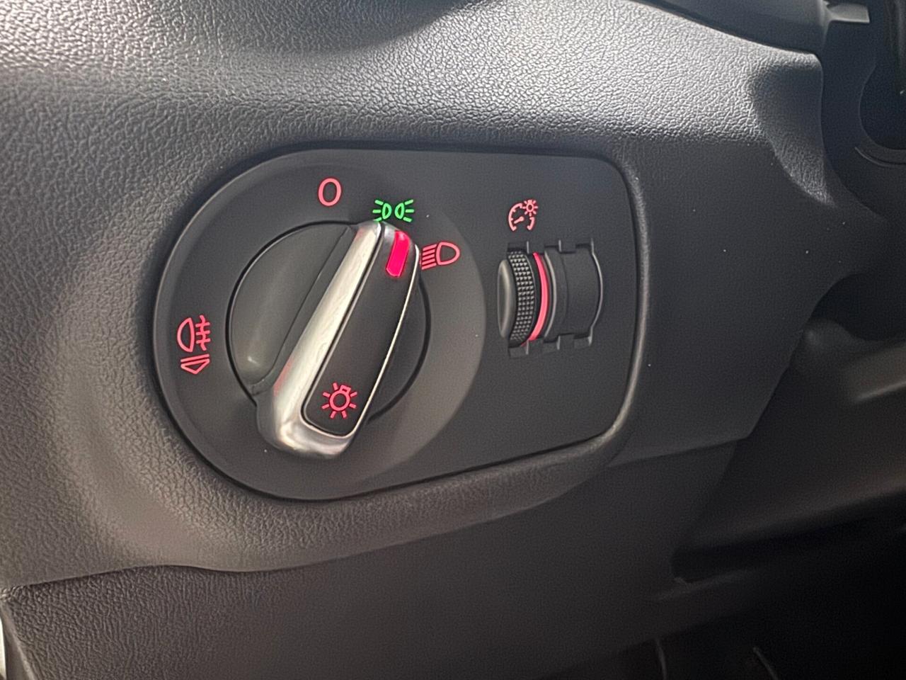 Audi A1 / 1.6 TDI 116 CV / S tronic / DIESEL