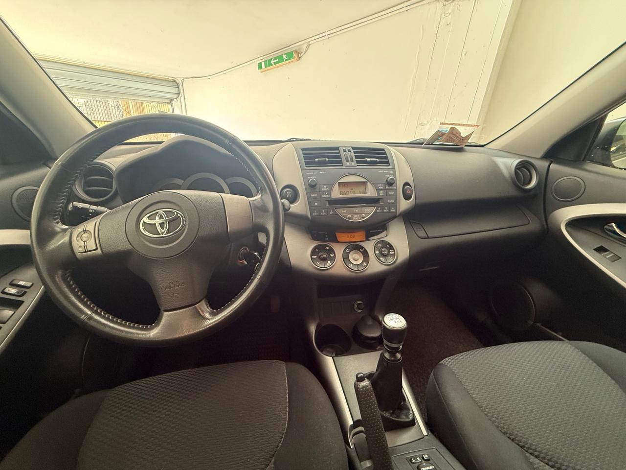 Toyota RAV 4 RAV4 2.2 D-4D 136 CV Sol