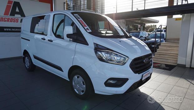 FORD Transit Custom 300 2.0 TDCi 130 PC-DC Furgo