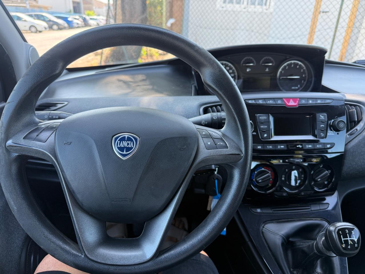 Lancia Ypsilon 1.2 69 CV 5 porte GPL Ecochic Platinum