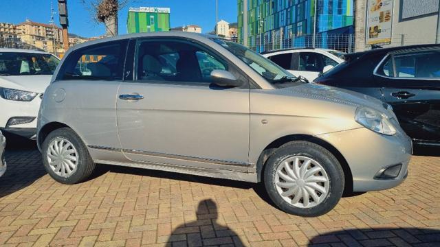 LANCIA Ypsilon 1.3 MJT 90 CV Oro Bianco