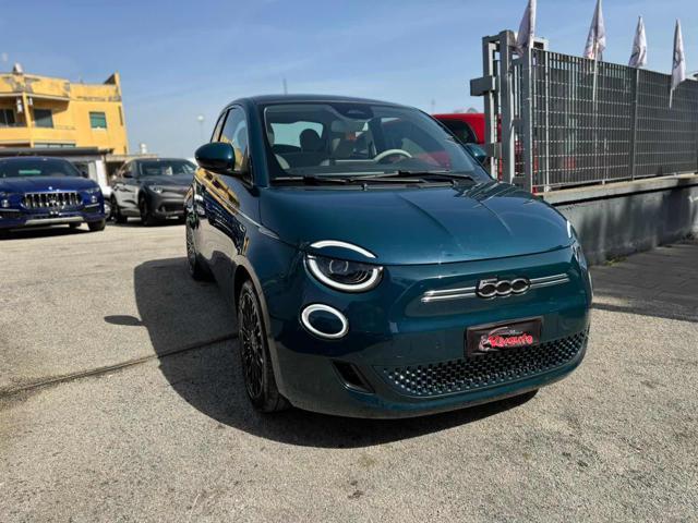 FIAT 500 La Prima Berlina 42 kWh 320 KM Autonomia