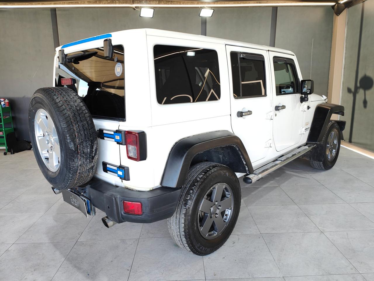 Jeep Wrangler Unlimited 2.8 crd Sahara auto