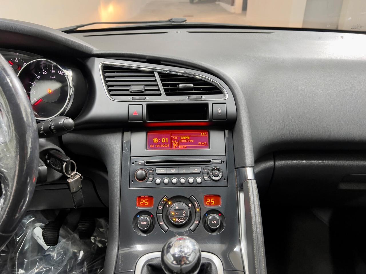 Peugeot 3008 1.6 HDi 112CV Tecno