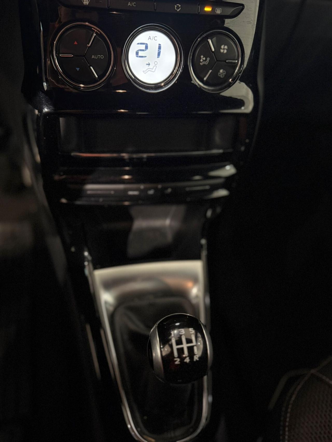 DS Ds3 SPORT CHIC 1.2 110CV