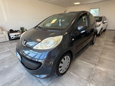 Peugeot 107 1.4 HDi 5p. Plaisir