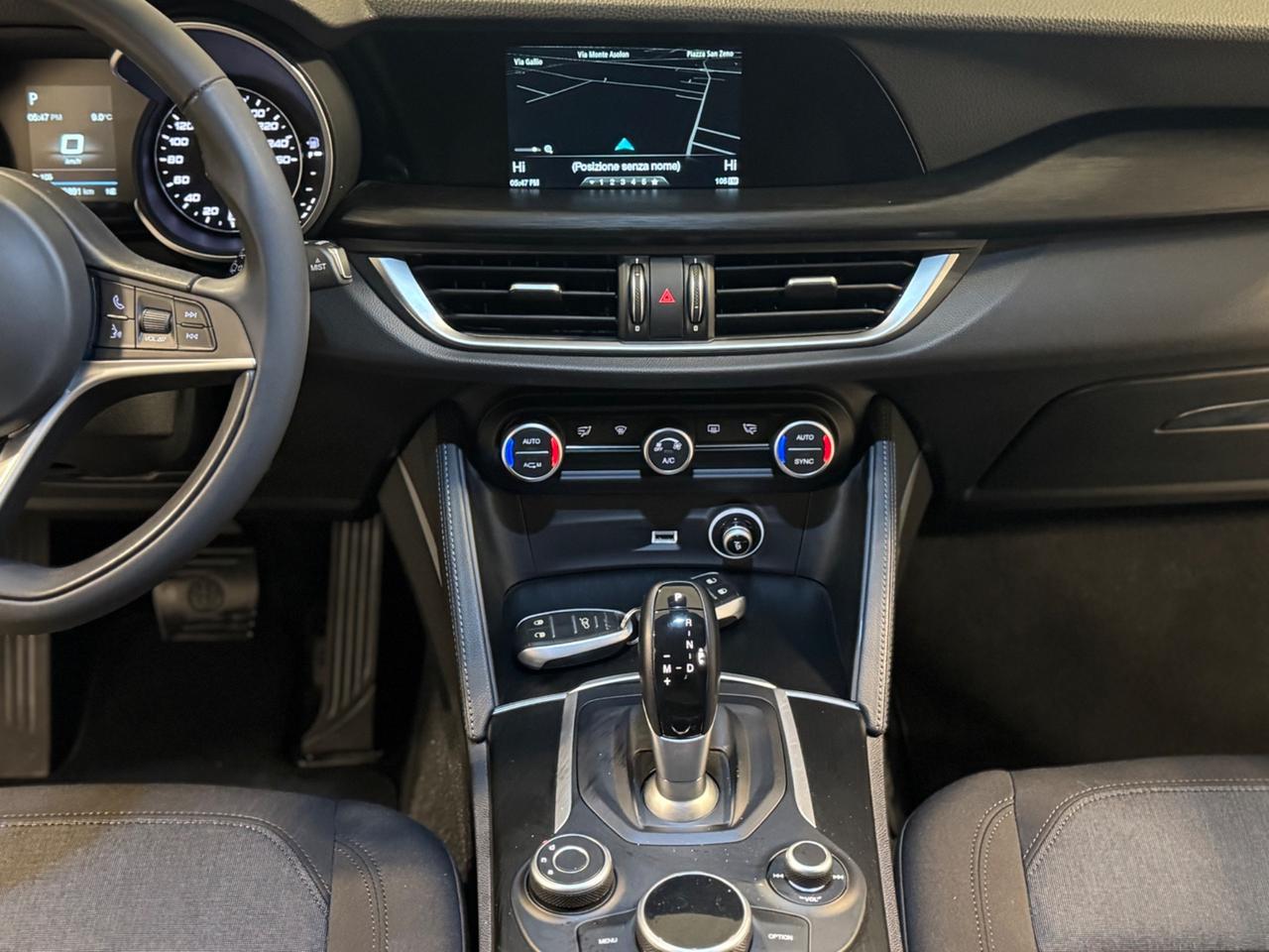 Alfa Romeo Stelvio 2.2 Super 150 CV 80.000 Km !