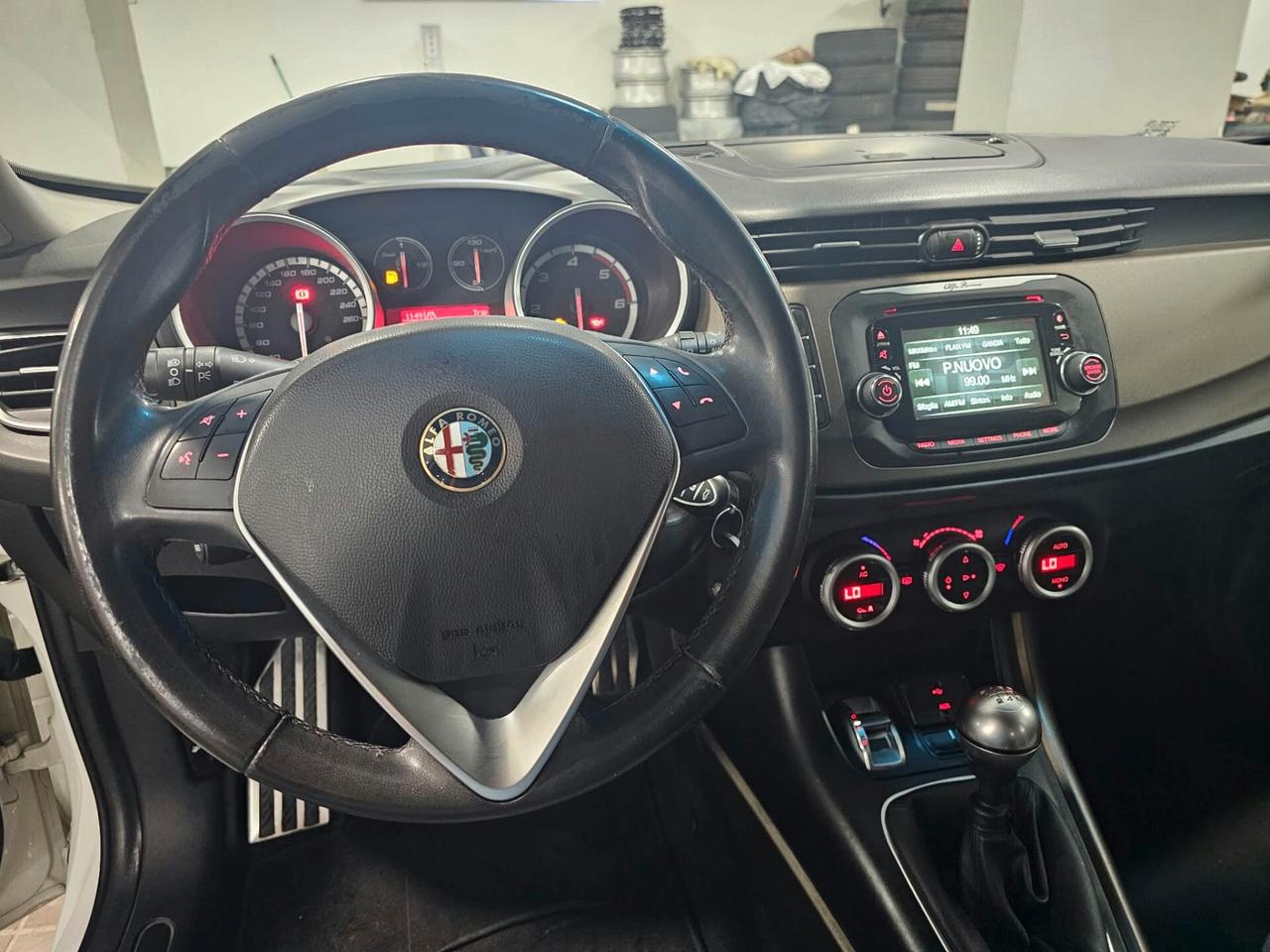 Alfa Romeo Giulietta 1.6 JTDm-2 105 CV Distinctive