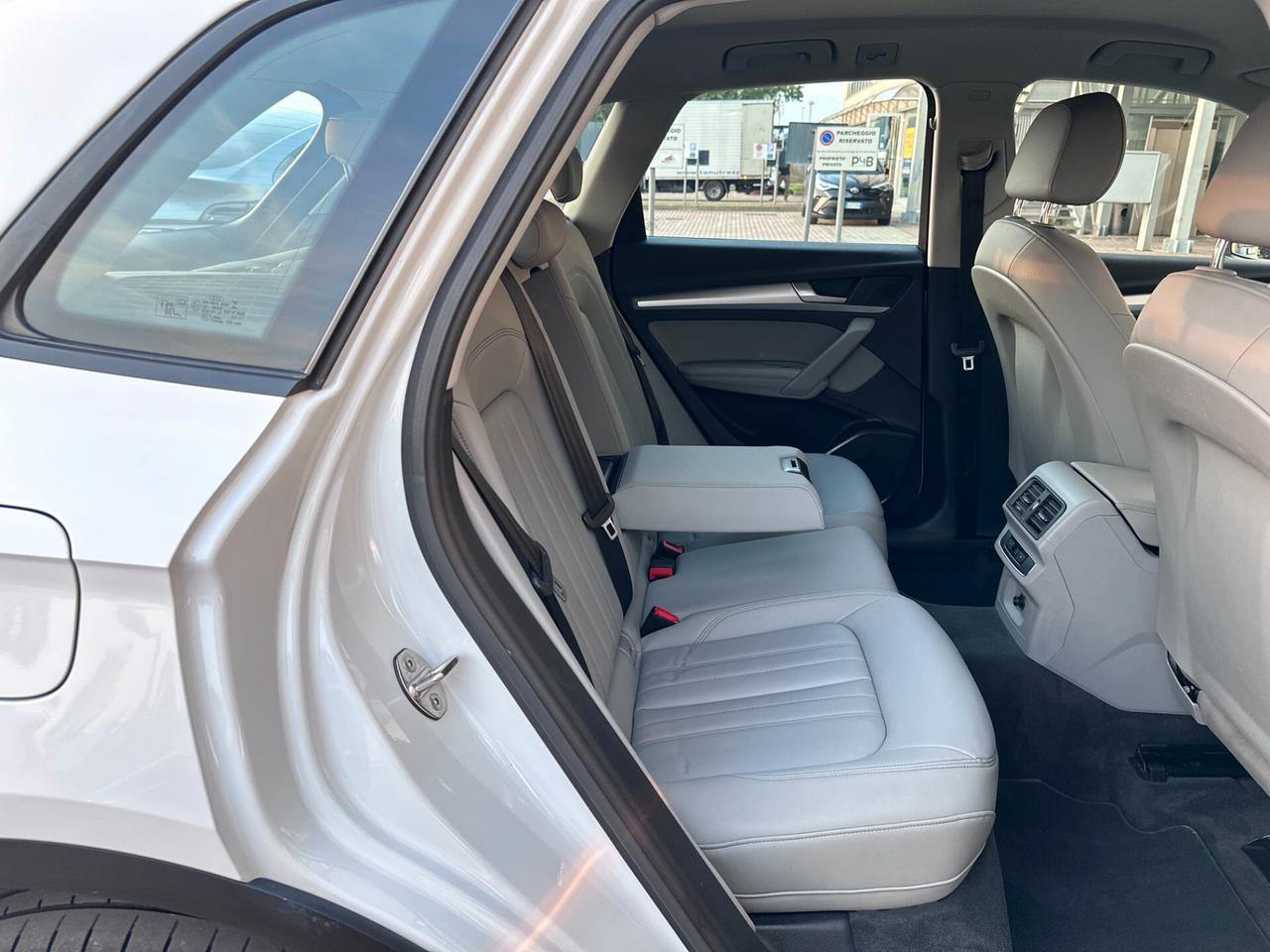 AUDI Q5 40TDI QUATTRO S-TRONIC! PELLE! RETROCAMERA!