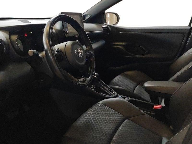 Toyota Yaris 1.5 Hybrid 5 porte Lounge AREA C FREE