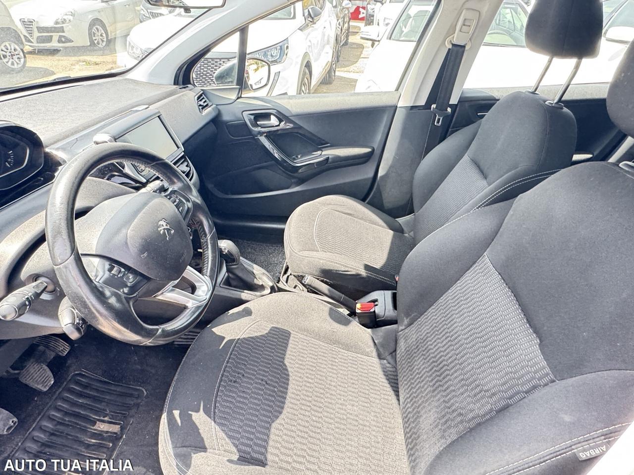 PEUGEOT 2008 1.2 BENZINA ADATTA NEOPATENTATI