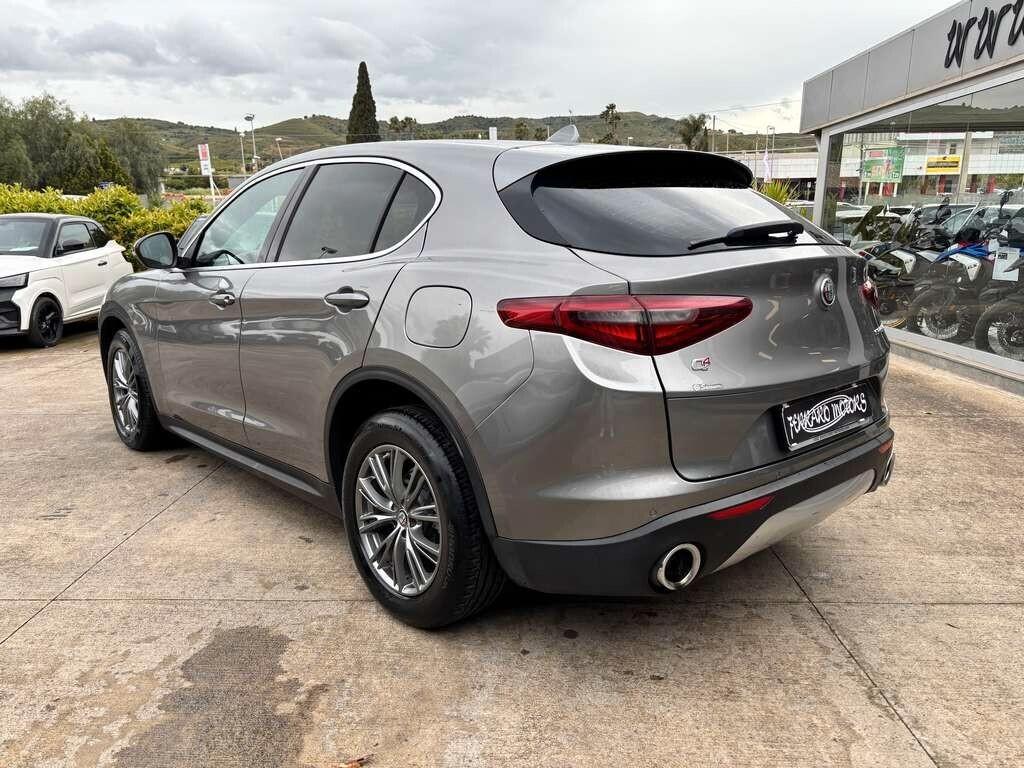 Alfa Romeo Stelvio 2.2 Turbodiesel 210 CV AT8 Q4 2017 / KM 185.000 Tua a solo 148 Euro al mese