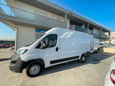 Peugeot Boxer 335 2.2 BlueHDi 140 l2 h2