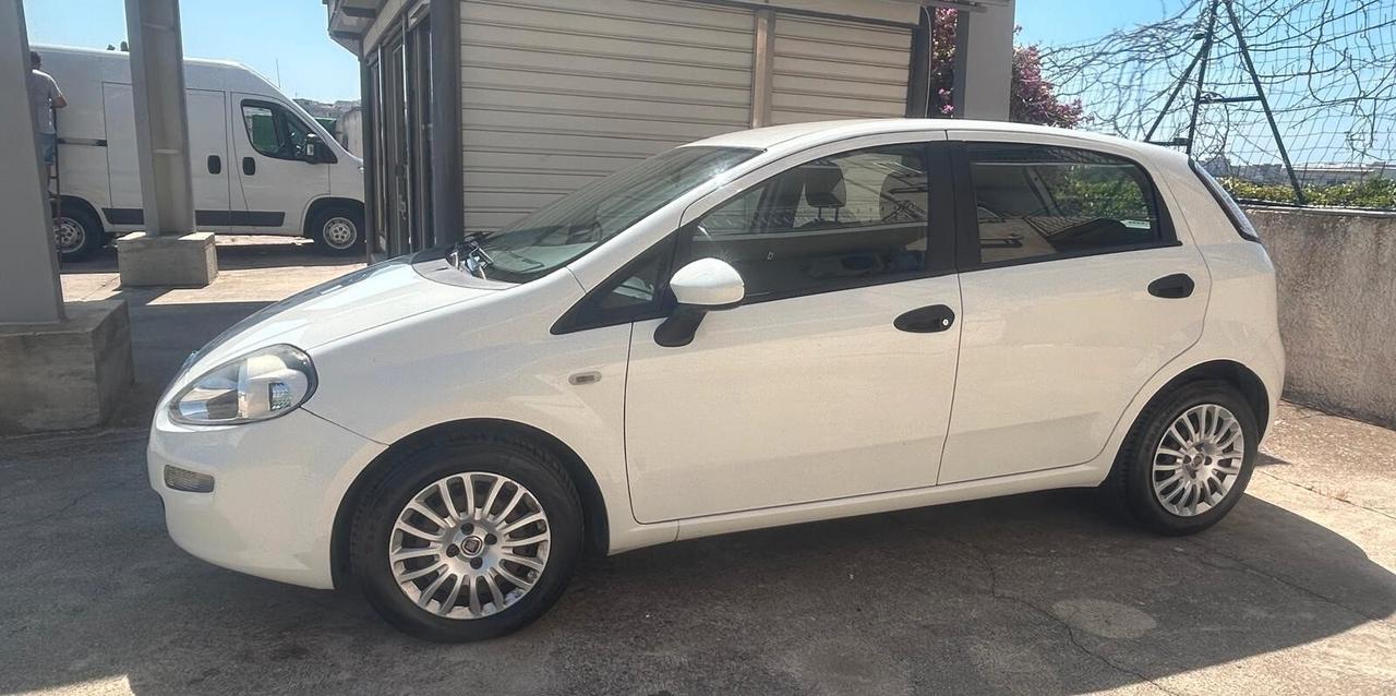 Fiat Punto 1.3 MJT 75 CV ok neopatentati