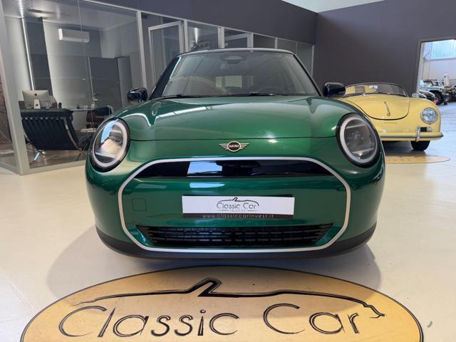 MINI Cooper E Cooper E Favoured BRITISH RACIG GREEN
