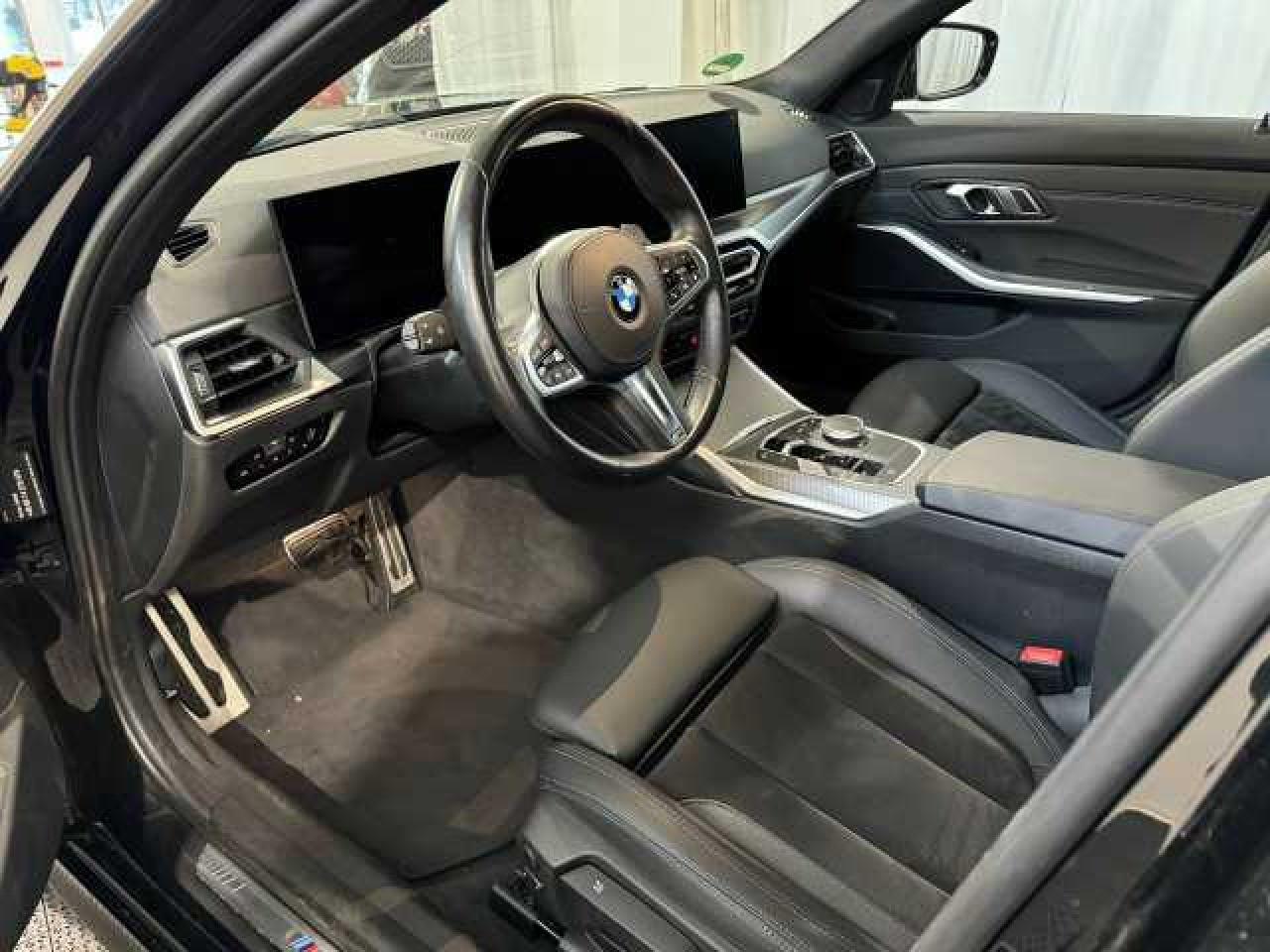 BMW 320 Touring mhev 48V xdrive Msport auto