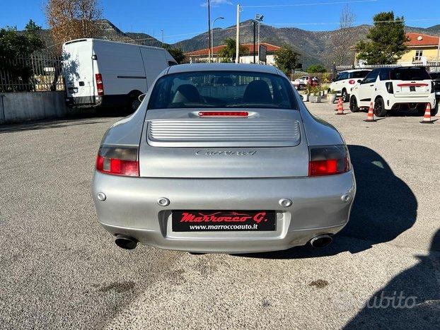 Porsche carrera 4 996