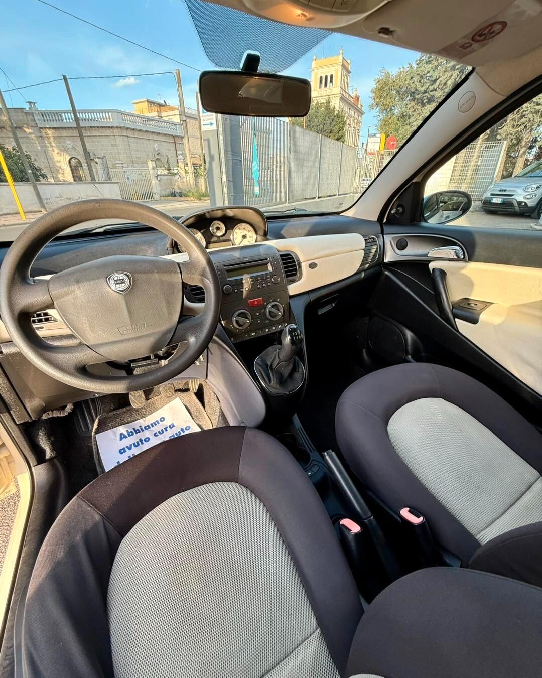Lancia Ypsilon 1.3 Multijet 16V